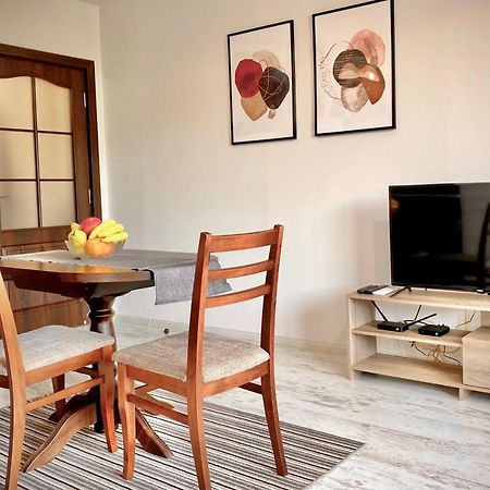 Cozy & Modern 1Br Apart For 4 Guests Next To Medical University & Free Parking Stara Zagora Ngoại thất bức ảnh