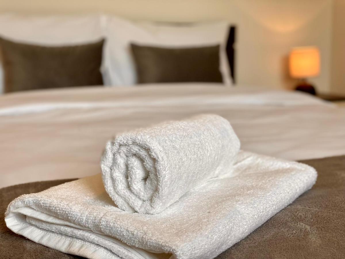 Cozy & Modern 1Br Apart For 4 Guests Next To Medical University & Free Parking Stara Zagora Ngoại thất bức ảnh