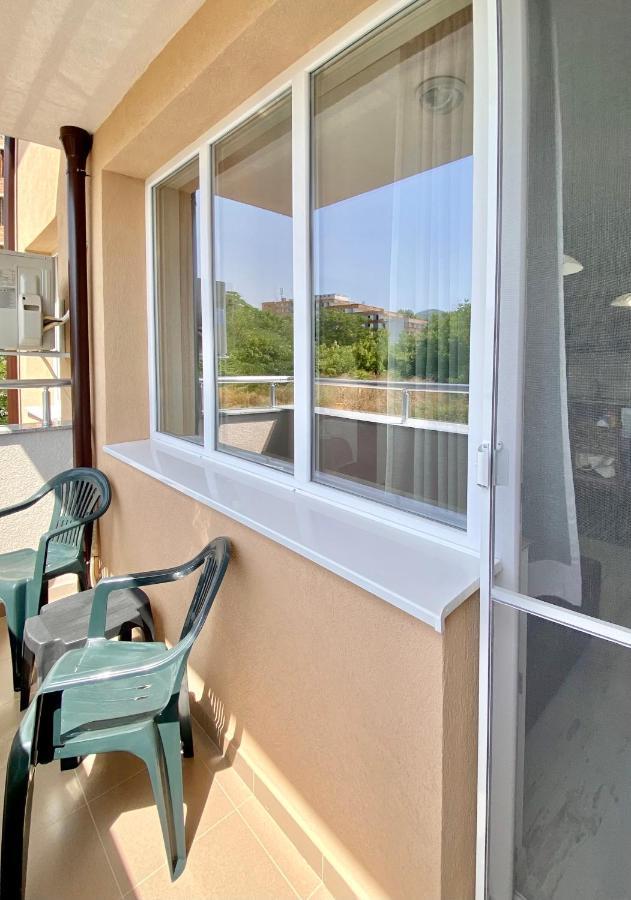 Cozy & Modern 1Br Apart For 4 Guests Next To Medical University & Free Parking Stara Zagora Ngoại thất bức ảnh