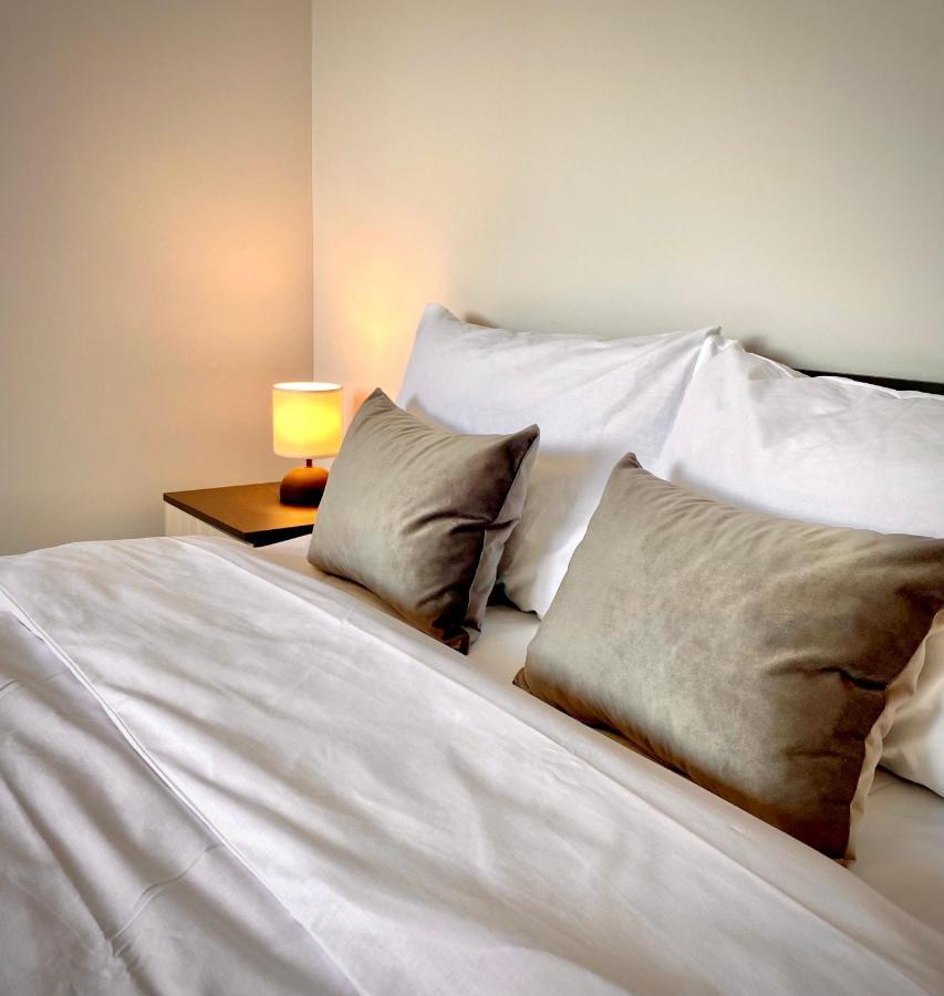 Cozy & Modern 1Br Apart For 4 Guests Next To Medical University & Free Parking Stara Zagora Ngoại thất bức ảnh