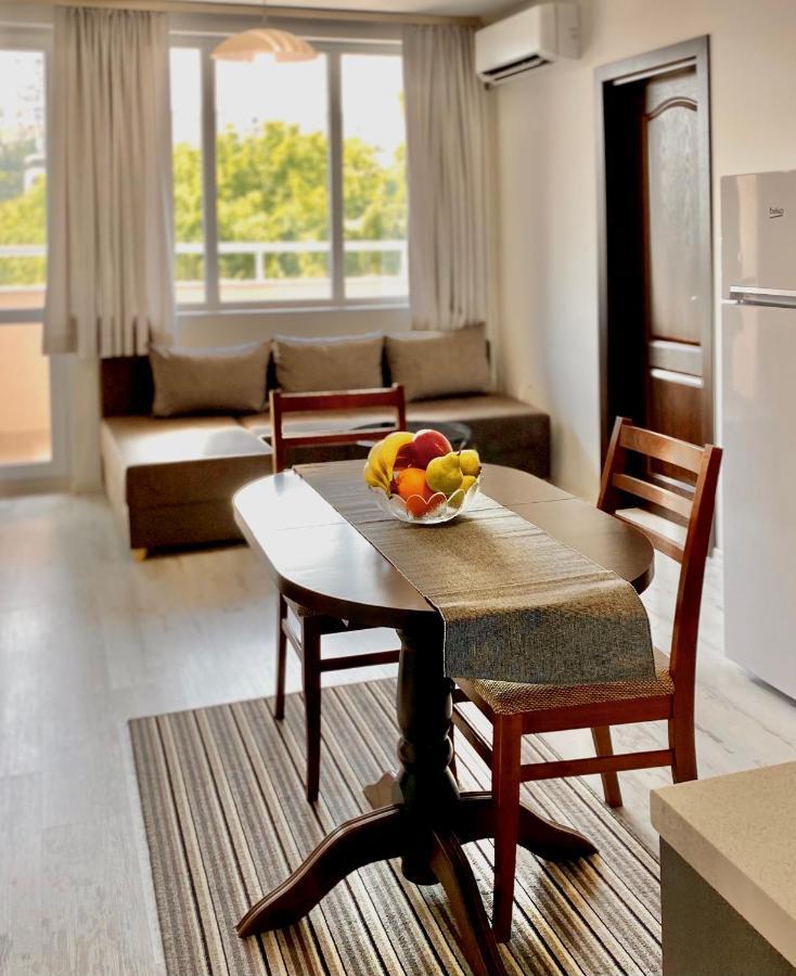 Cozy & Modern 1Br Apart For 4 Guests Next To Medical University & Free Parking Stara Zagora Ngoại thất bức ảnh