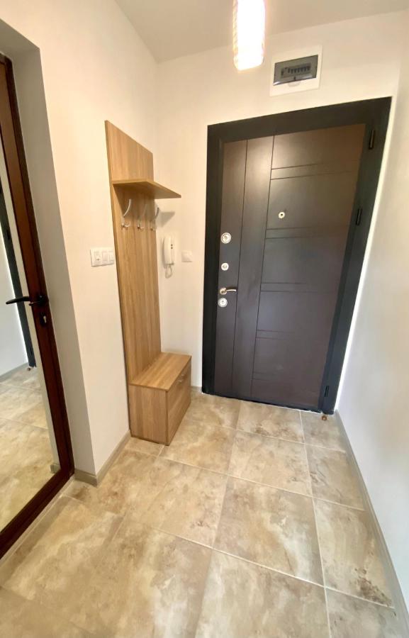 Cozy & Modern 1Br Apart For 4 Guests Next To Medical University & Free Parking Stara Zagora Ngoại thất bức ảnh