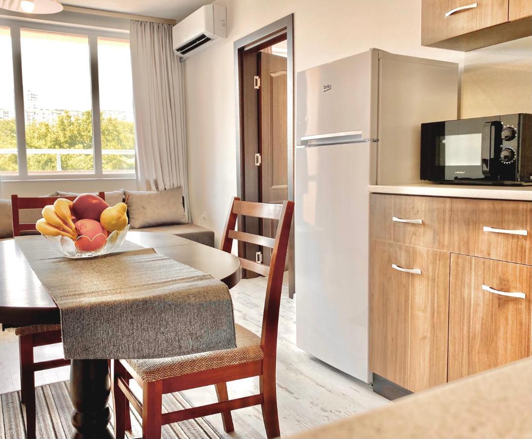 Cozy & Modern 1Br Apart For 4 Guests Next To Medical University & Free Parking Stara Zagora Ngoại thất bức ảnh