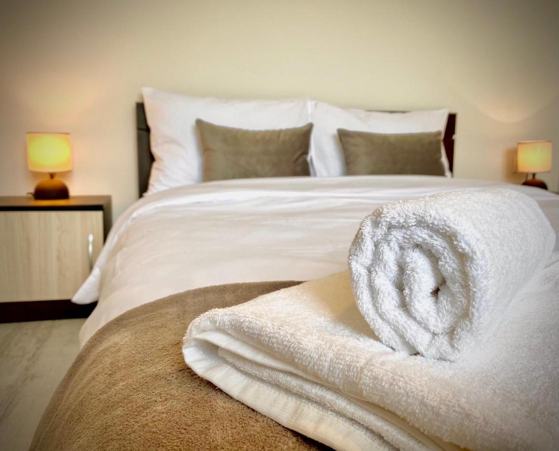 Cozy & Modern 1Br Apart For 4 Guests Next To Medical University & Free Parking Stara Zagora Ngoại thất bức ảnh